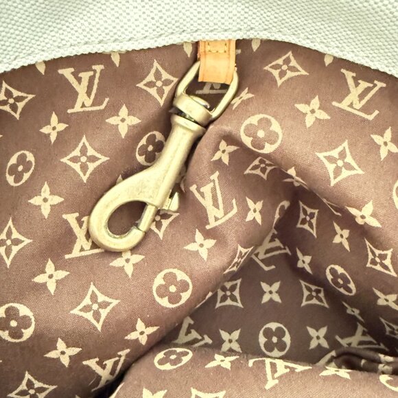 $2695 Authentic LOUIS VUITTON Paris Made in FRANCE VI0095 White Canvas Tote Bag - Picture 11 of 16